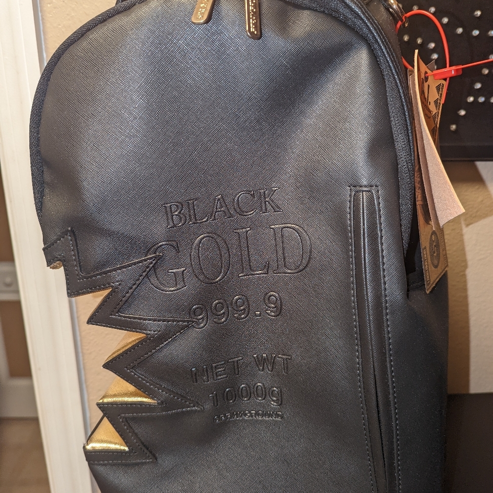 LIMITED EDITION SPRAYGROUND A.i.3 SHARK BITE BLACK GOLD MONEY BACKPACK (DLXV) - Picture 3 of 7